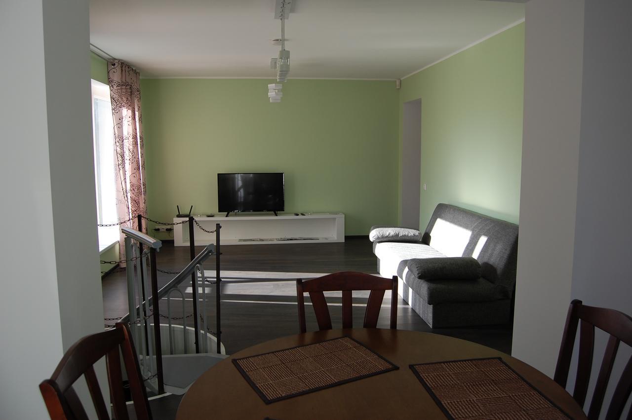 Kaunis Guesthouse Талин Екстериор снимка