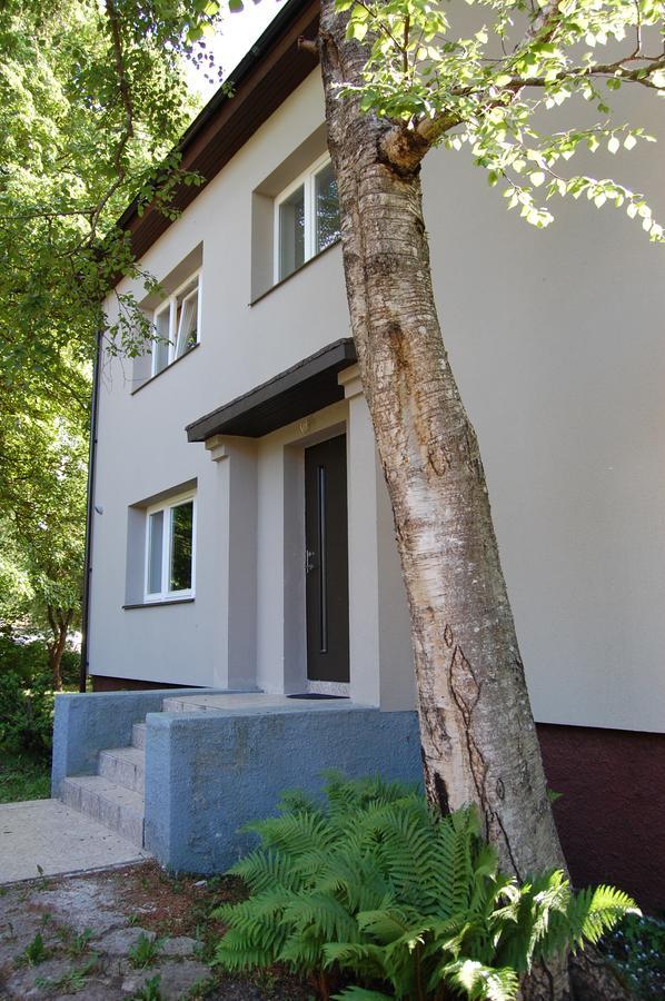 Kaunis Guesthouse Талин Екстериор снимка