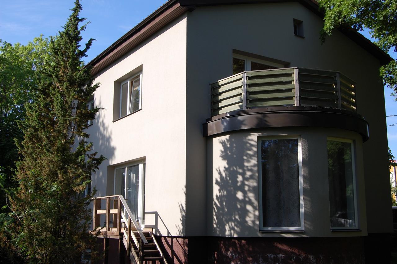 Kaunis Guesthouse Талин Екстериор снимка